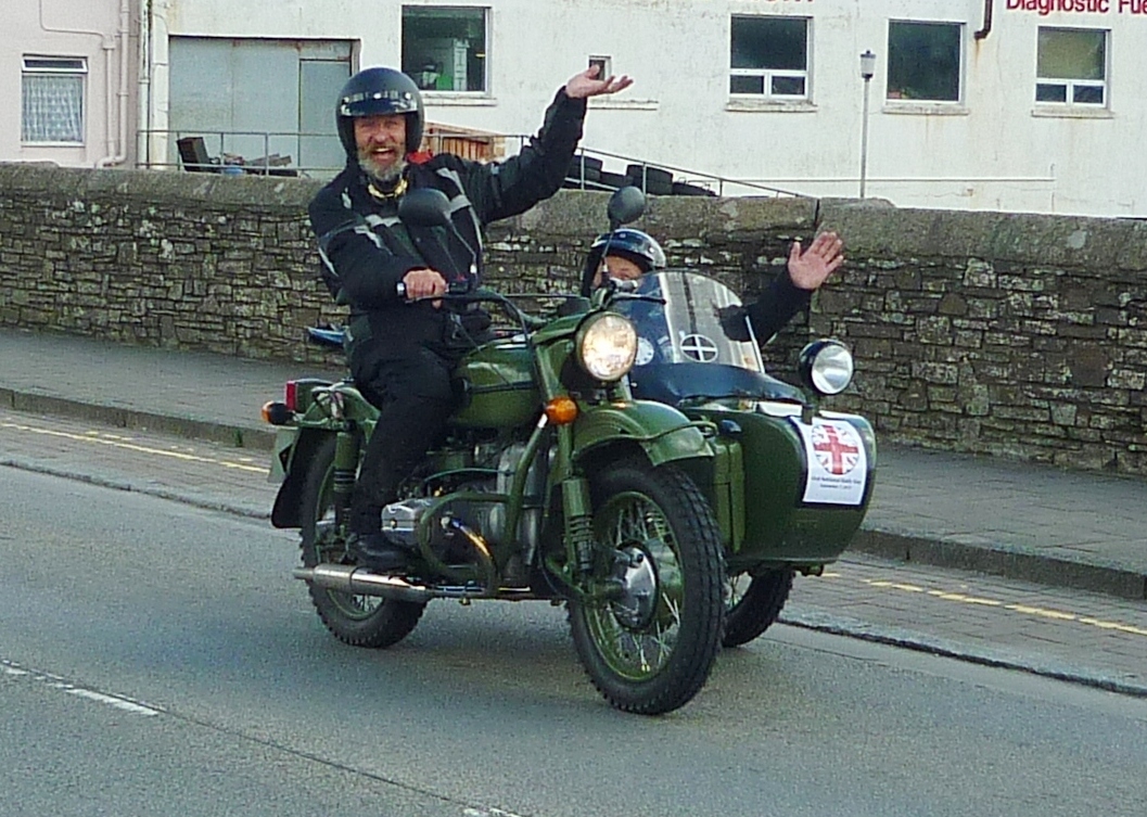 On Molesworth Street grin.JPG