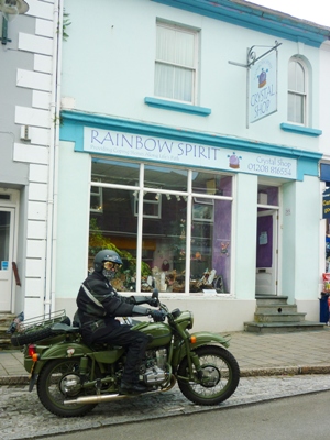 On Molesworth Street outside shop.JPG