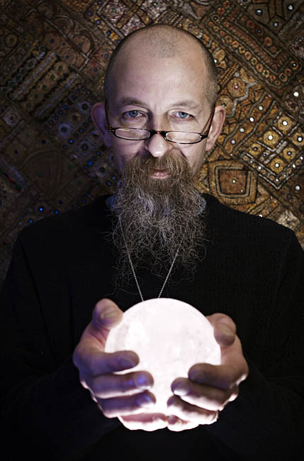 Westcountry Photographers crystalBallPortrait3.jpg