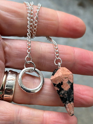 Luxulyanite Pendulum from Pendulums