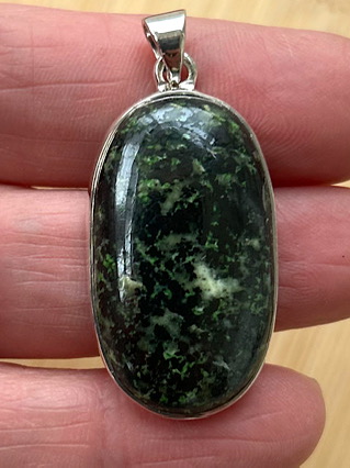 Cornish Lizard Serpentine from Silver Gemstone Pendants