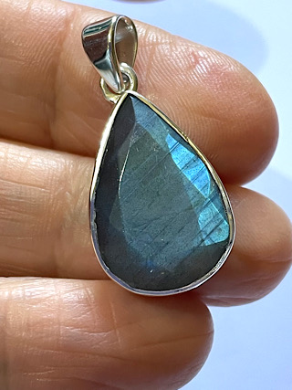 Labradorite Pendant from Silver Gemstone Pendants